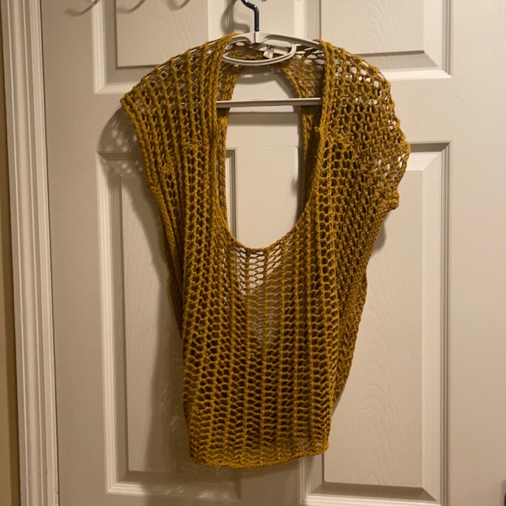 Ya Los Angeles  Shrug See throw mustard sweater S